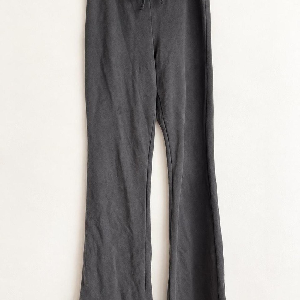 Skims Washed Black / Charcoal Flared Sweatpants — Size M
